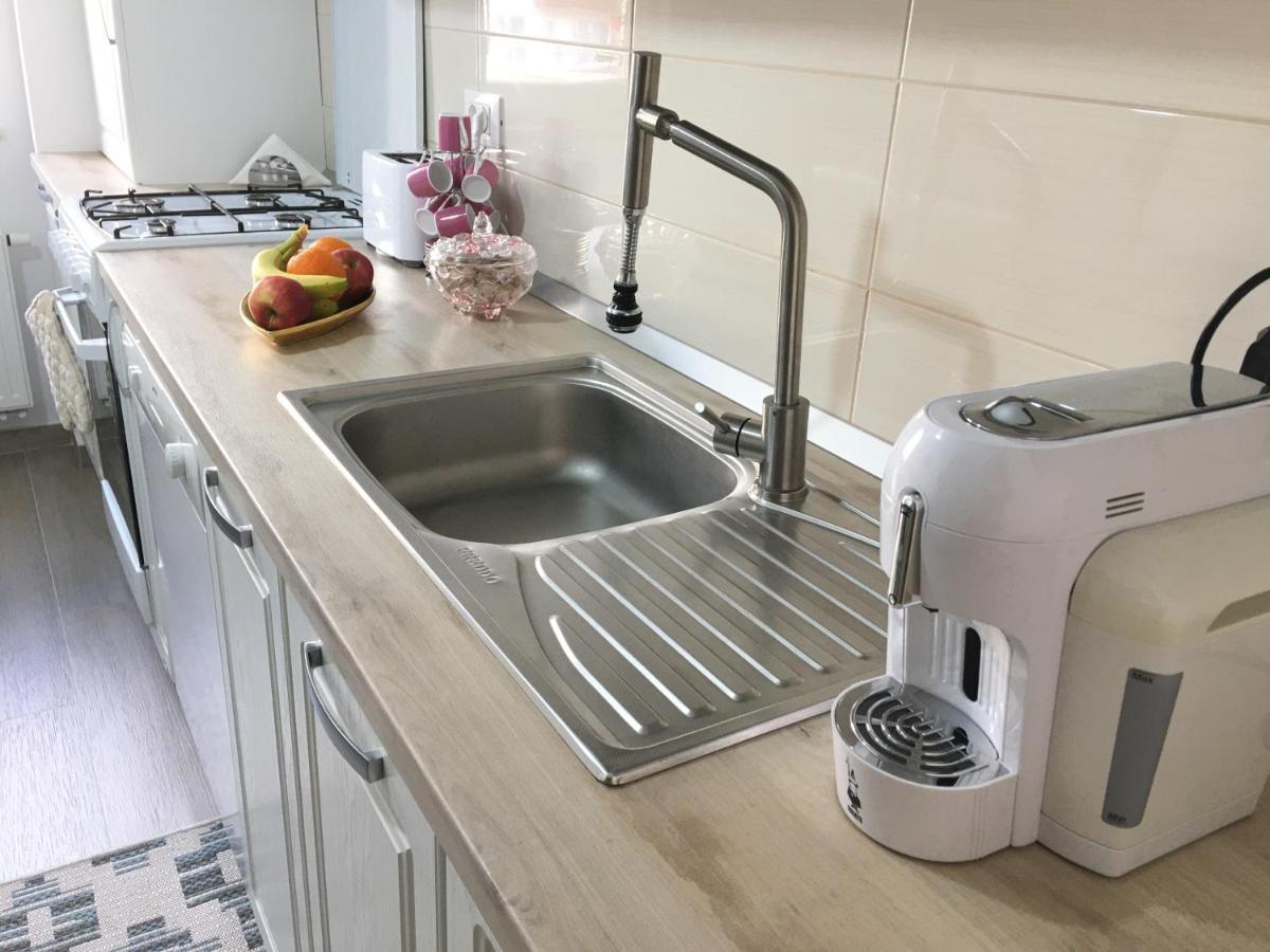 Elegantza Suites Braşov Extérieur photo