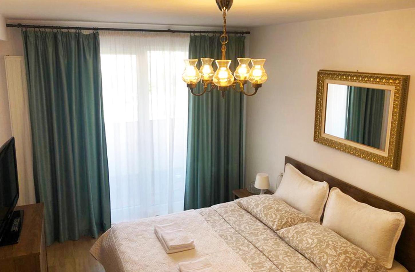 Elegantza Suites Braşov Extérieur photo